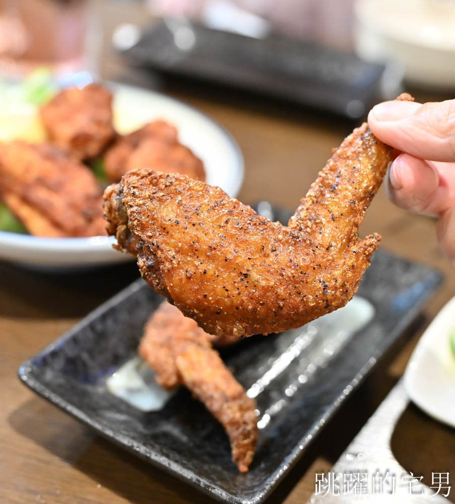 [境港美食] とり鷹串燒-簡直就像電視裡會出現的餐廳，酷老闆料理，老闆娘熱情招呼，充滿人情味的日式燒鳥，境港/焼き鳥