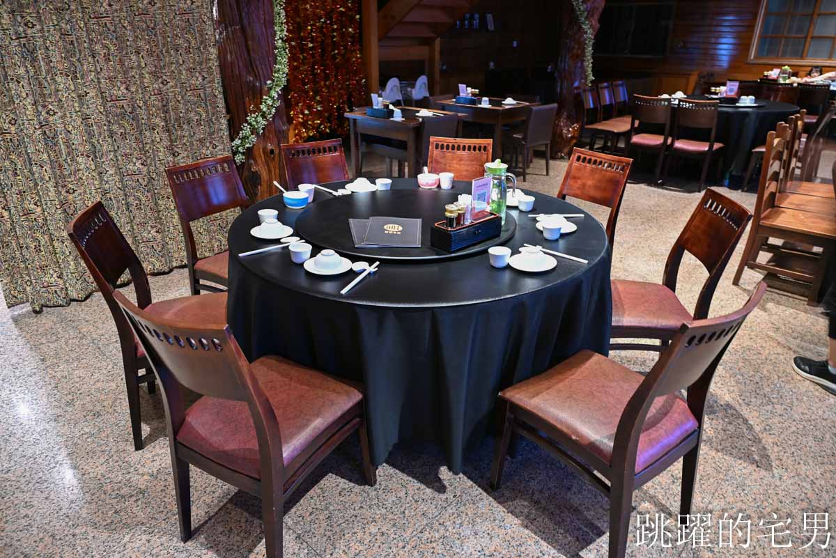 [吉安美食]福畊食邑-花蓮港式餐廳充滿檜木香空間超喜歡，花蓮包廂餐廳