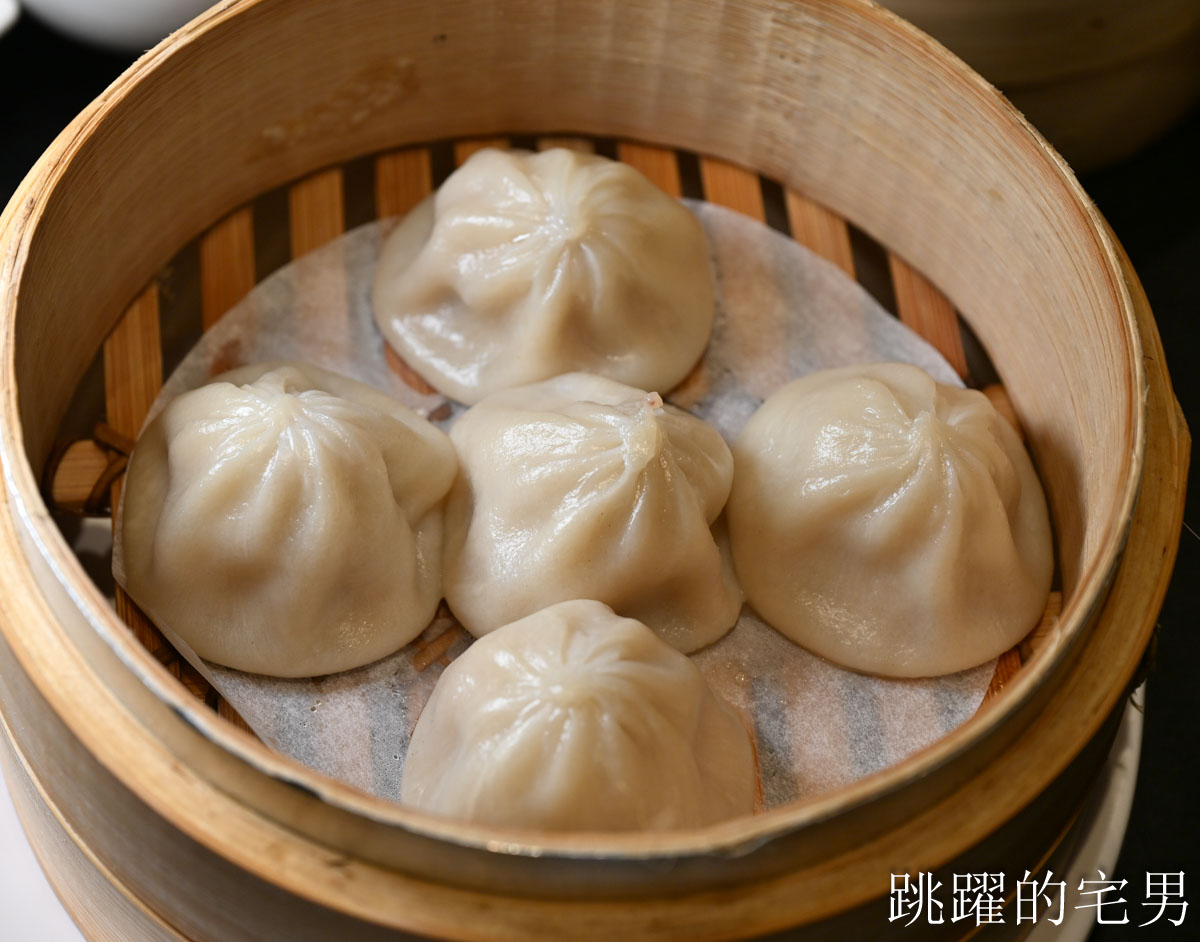 [吉安美食]福畊食邑-花蓮港式餐廳充滿檜木香空間超喜歡，花蓮包廂餐廳