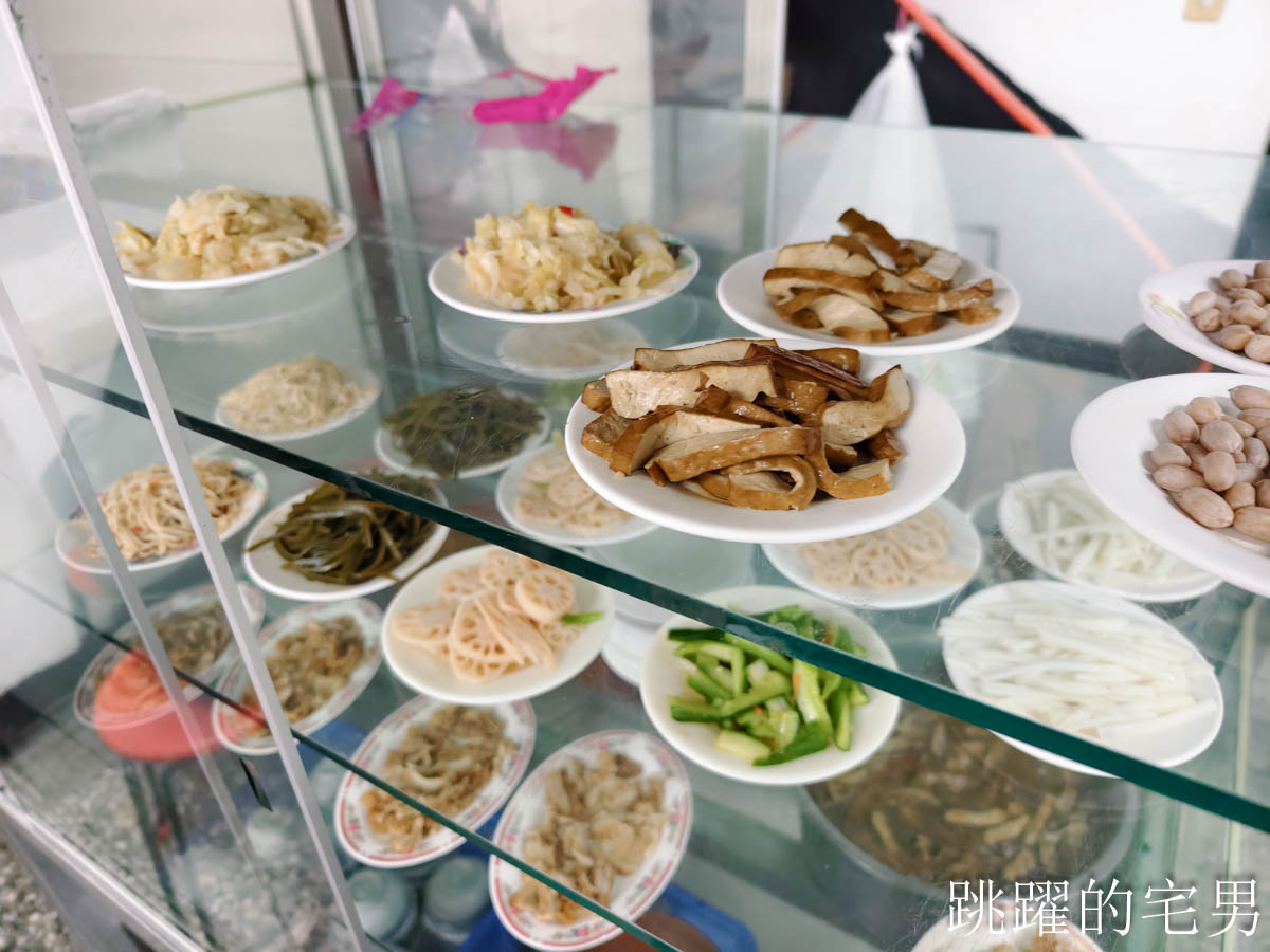 [花蓮美食]山西麵食館-口感紮實超入味，必點情感濃烈酸辣湯  好久沒喝這麼爽快了 山西麵食館菜單 山西刀削麵 花蓮刀削麵 花蓮麵店