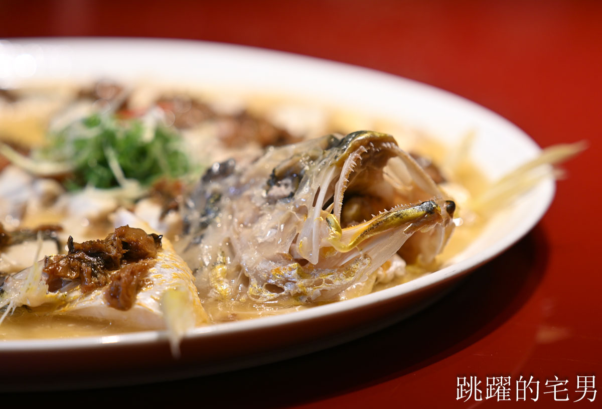 [小巨蛋美食]麟聚Lin Ju Modern Chinese Cuisine-台北米其林推薦粵菜推出中午10人15000元+10%還有包廂，28天金牌脆嫩小乳鴨、野生大虎蝦超級好吃，台北粵菜推薦