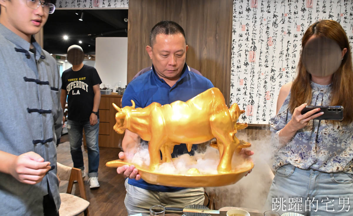 [民生社區美食推薦]潮牛殿溫體牛創意鍋物-橫膈膜小里肌越嚼越甜，獨特湯頭濃郁到就是拉麵湯，還能免費加，熱炒商午通通有，台北溫體牛火鍋推薦厚白牛骨鍋