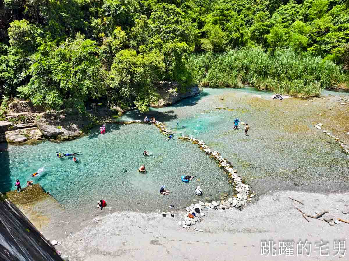 [壽豐景點]白鮑溪戲水點-花蓮秘境峽谷，湛藍溪水充滿神秘感，花蓮人溪邊玩水的好地方，白鮑溪親水園區，花蓮玩水景點推薦