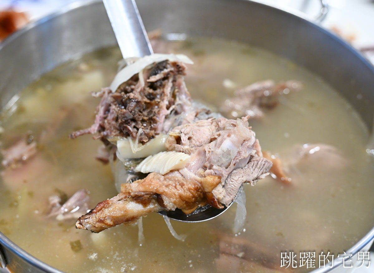 [南京復興美食]北平萬珍樓美食餐廳-台北烤鴨高C/P值一鴨三吃，雙人套餐也能吃烤鴨，招牌豆沙鍋餅必點，台北中餐廳合菜，松山區美食