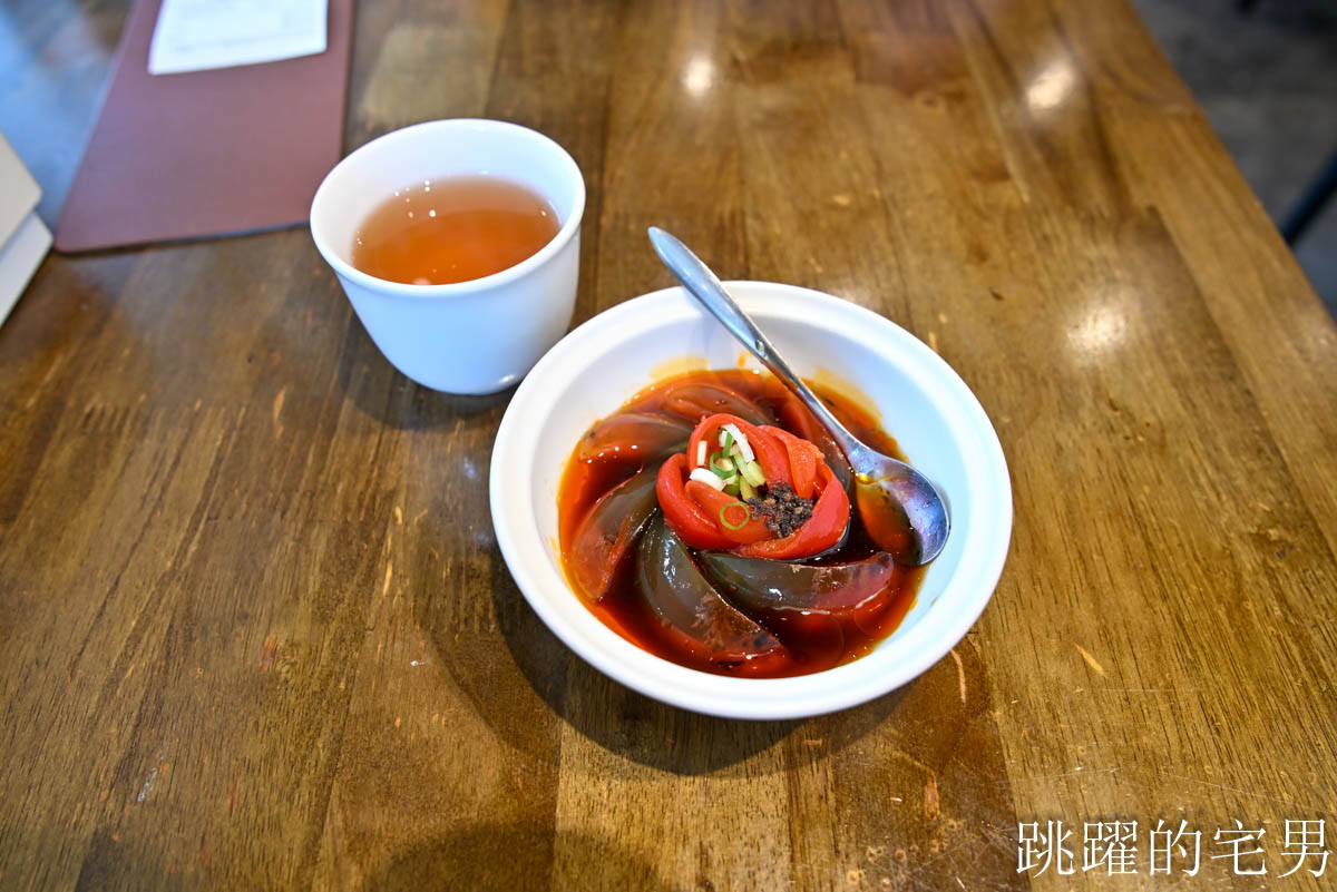 [五草車中華食館南昌店]台北炒飯推薦，清爽蛋香粒粒分明碎金飯必須大推! 排骨蝦仁都是招牌，古亭美食