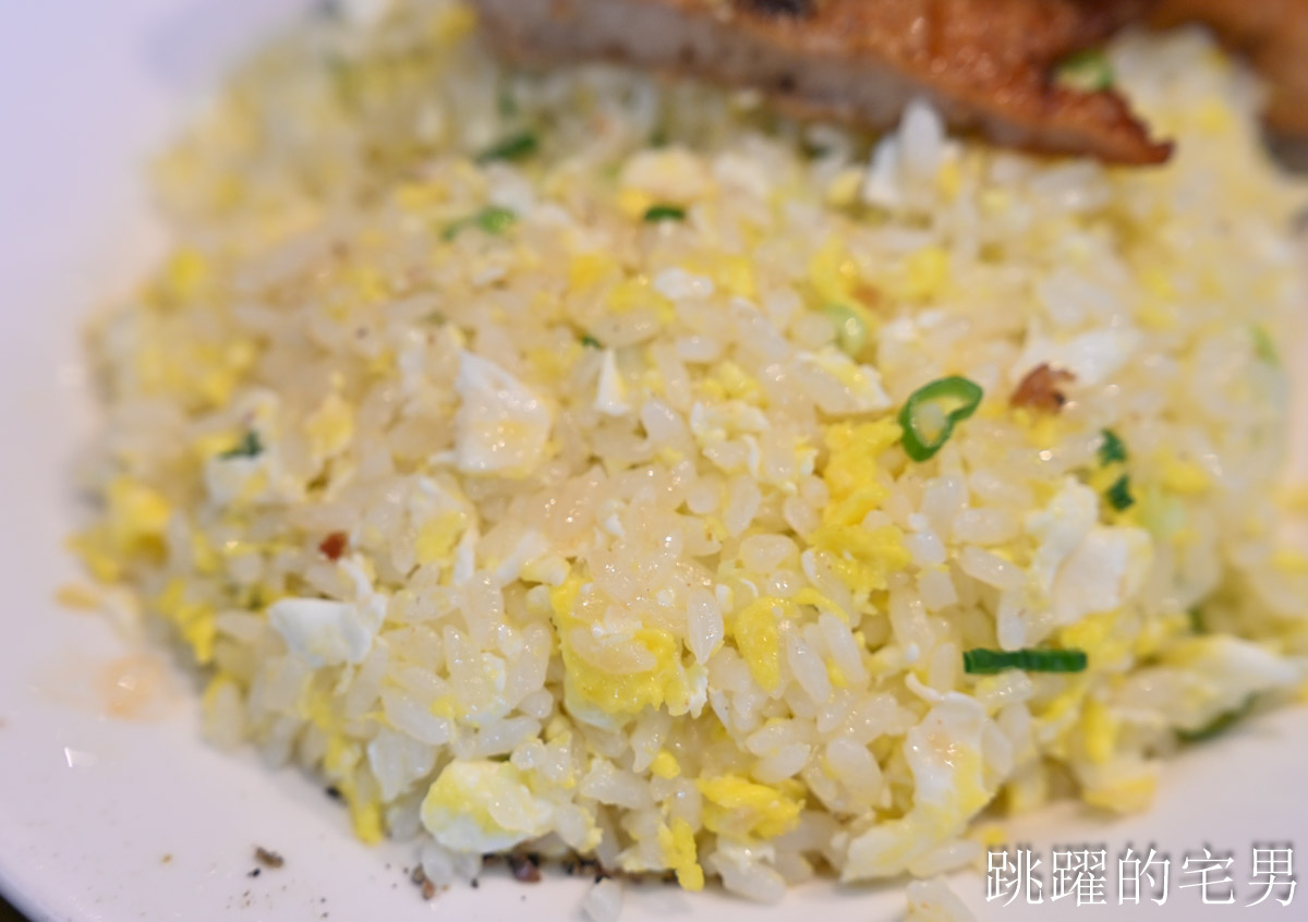 [五草車中華食館南昌店]台北炒飯推薦，清爽蛋香粒粒分明碎金飯必須大推! 排骨蝦仁都是招牌，古亭美食