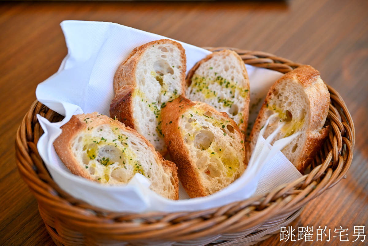 [林口餐酒館]ABV Bar&Kitchen地中海餐酒館林口旗艦店-最美林口聚會餐廳，歐洲酒窖風挑高8米180度全落地窗，西班牙海鮮燉飯等異國料理300款精釀啤酒，三井Outlet附近美食