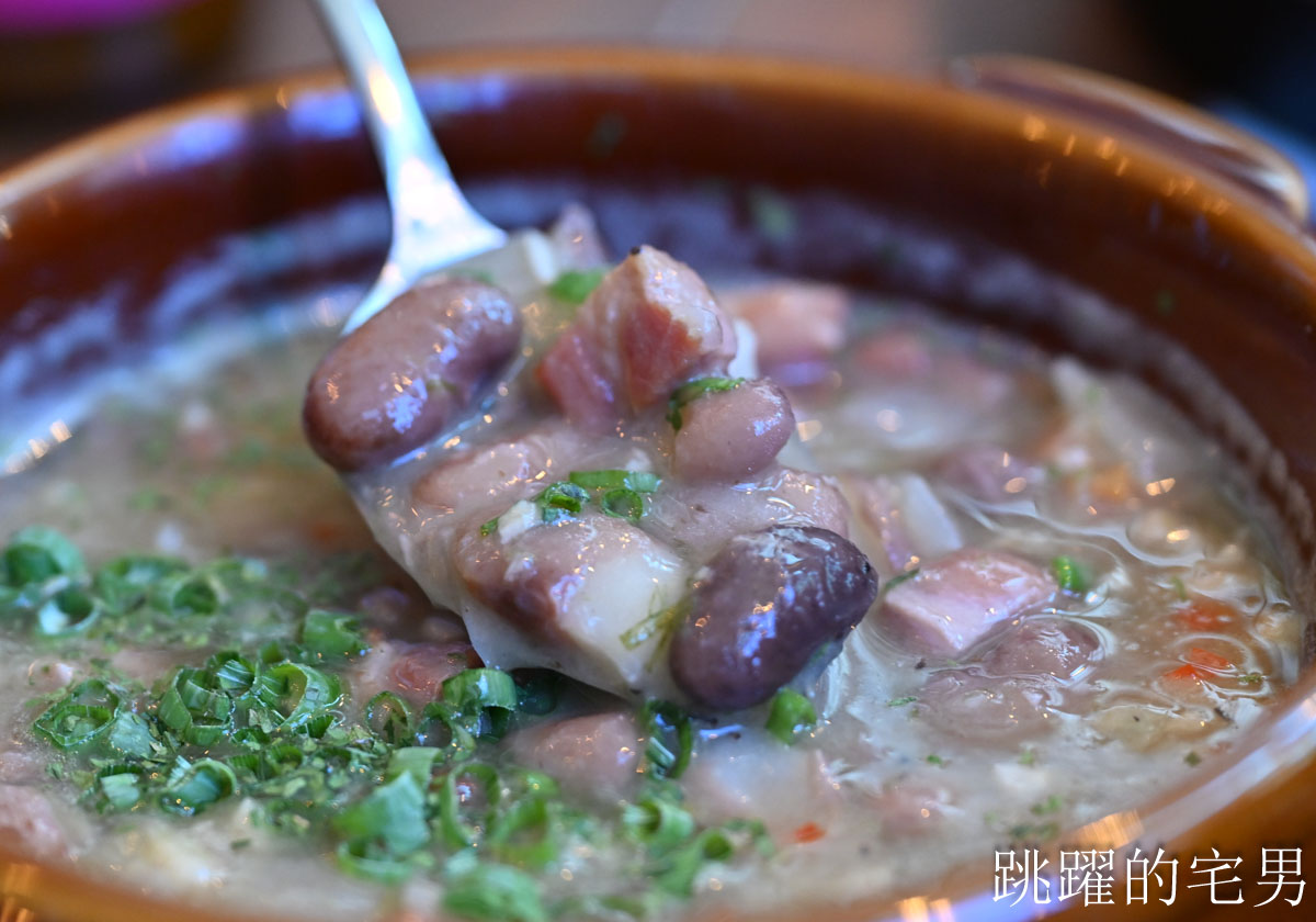 [林口餐酒館]ABV Bar&Kitchen地中海餐酒館林口旗艦店-最美林口聚會餐廳，歐洲酒窖風挑高8米180度全落地窗，西班牙海鮮燉飯等異國料理300款精釀啤酒，三井Outlet附近美食