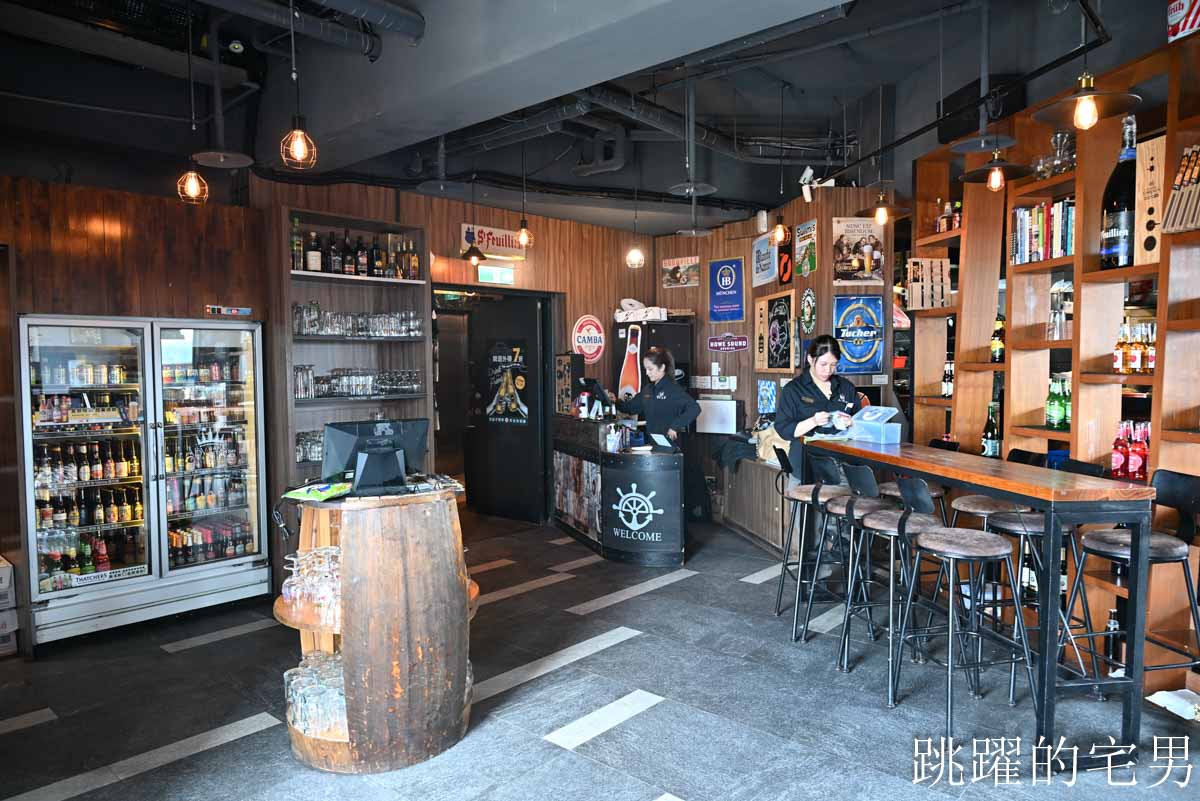 [板橋餐酒館]ABV閣樓餐酒館板橋府中店-板橋聚餐約會推薦! 擁有高空景觀戶外沙發城市美景，異國料理義大利麵、府中美食推薦、板橋酒吧