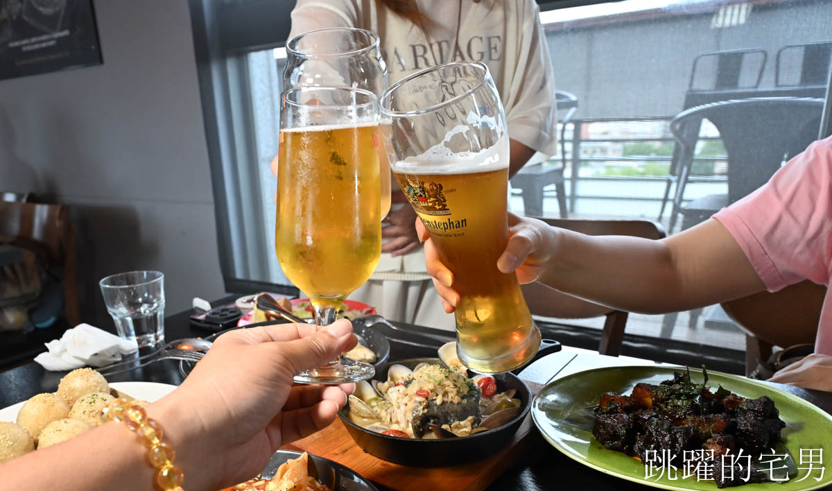 [板橋餐酒館]ABV閣樓餐酒館板橋府中店-板橋聚餐約會推薦! 擁有高空景觀戶外沙發城市美景，異國料理義大利麵、府中美食推薦、板橋酒吧