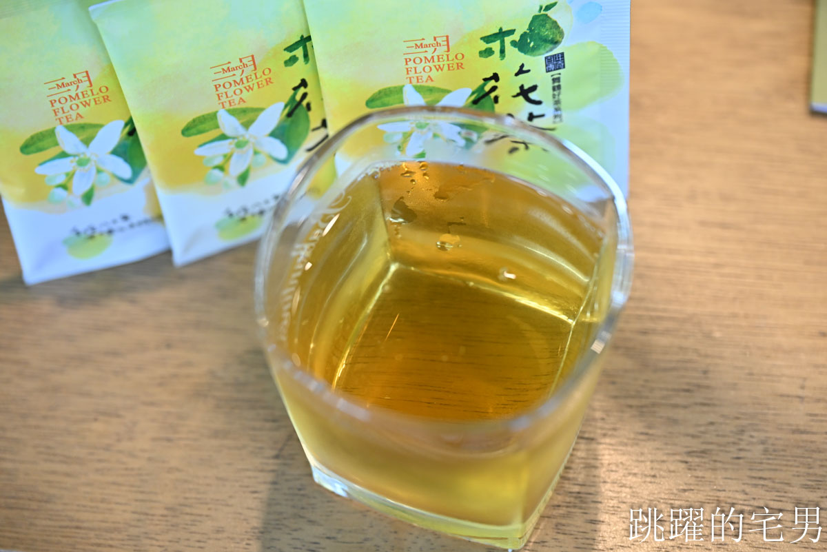 [花蓮伴手禮推薦]百年傳奇-花蓮名產店全品項試吃，花蓮文旦柚「青柚沙其馬」無化學添加劑酥脆口感令人驚喜，限定柚花茶必買