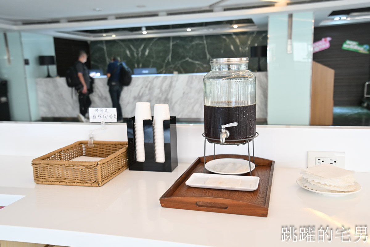 2025花蓮平價飯店「雀客藏居 – 花蓮林森 」離火車站10分鐘、免費停車場，提供花蓮2天1夜行程推薦，必去花蓮景點美食，花蓮平價住宿
