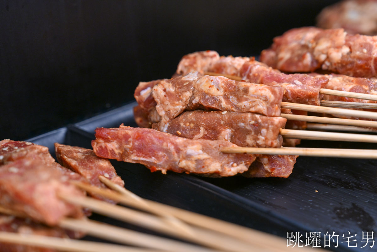 [西門町美食]ABV串串啤酒館- 精釀啤酒懶人包：風格、場合、搭餐一次懂，麻辣鍋經典熱炒這樣搭準沒錯。西門町火鍋串串10元起，多樣熱炒，西門町宵夜酒吧營業到凌晨1點半