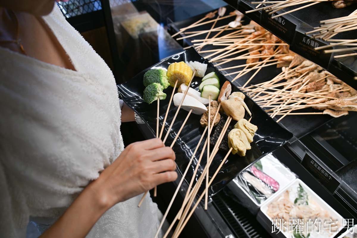 [西門町美食]ABV串串啤酒館- 精釀啤酒懶人包：風格、場合、搭餐一次懂，麻辣鍋經典熱炒這樣搭準沒錯。西門町火鍋串串10元起，多樣熱炒，西門町宵夜酒吧營業到凌晨1點半