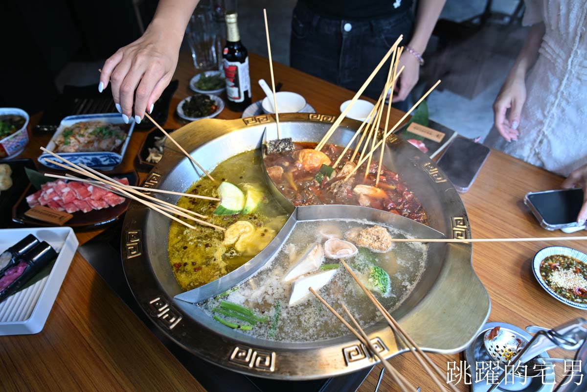[西門町美食]ABV串串啤酒館- 精釀啤酒懶人包：風格、場合、搭餐一次懂，麻辣鍋經典熱炒這樣搭準沒錯。西門町火鍋串串10元起，多樣熱炒，西門町宵夜酒吧營業到凌晨1點半