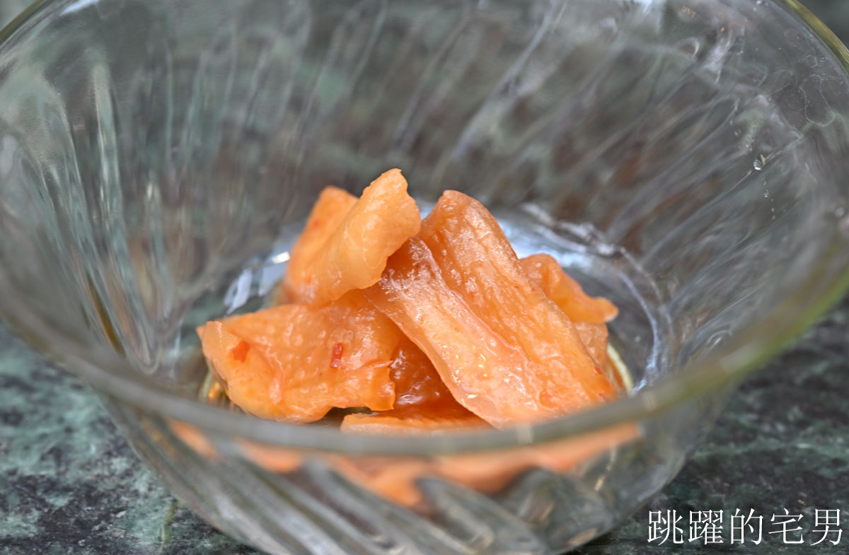 [花蓮美食推薦]咻咻花蓮麵店超濃郁和風湯頭一喝入魂 ! 溫體豬肉有夠鮮甜必吃，空間舒適，花蓮火車站美食