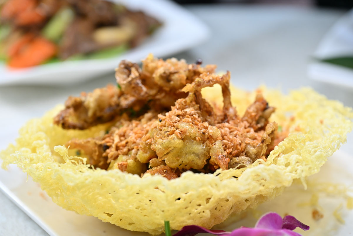 [新店美食]宸軒園粵菜海鮮中興店-香港師傅的乾炒牛河鑊氣十足必吃! 包廂唱歌，公司家族節日聚餐外燴合菜，新店粵菜餐廳推薦，