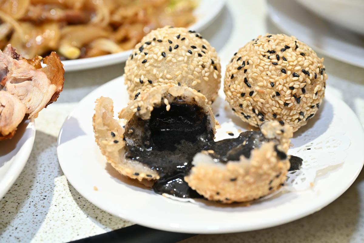 [新店美食]宸軒園粵菜海鮮中興店-香港師傅的乾炒牛河鑊氣十足必吃! 包廂唱歌，公司家族節日聚餐外燴合菜，新店粵菜餐廳推薦，