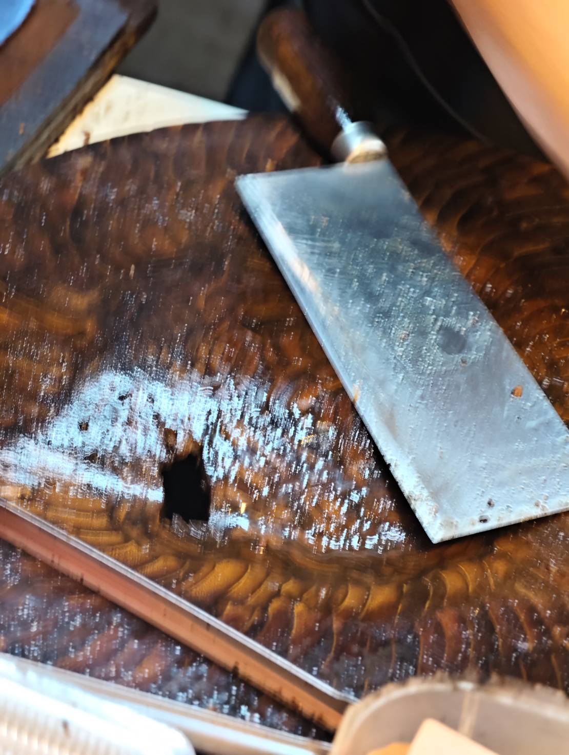 [花蓮美食]阿男鹹豬肉-鹹、脆、薄極具特色，這絕對是必吃花蓮鹹豬肉，吉安黃昏市場美食