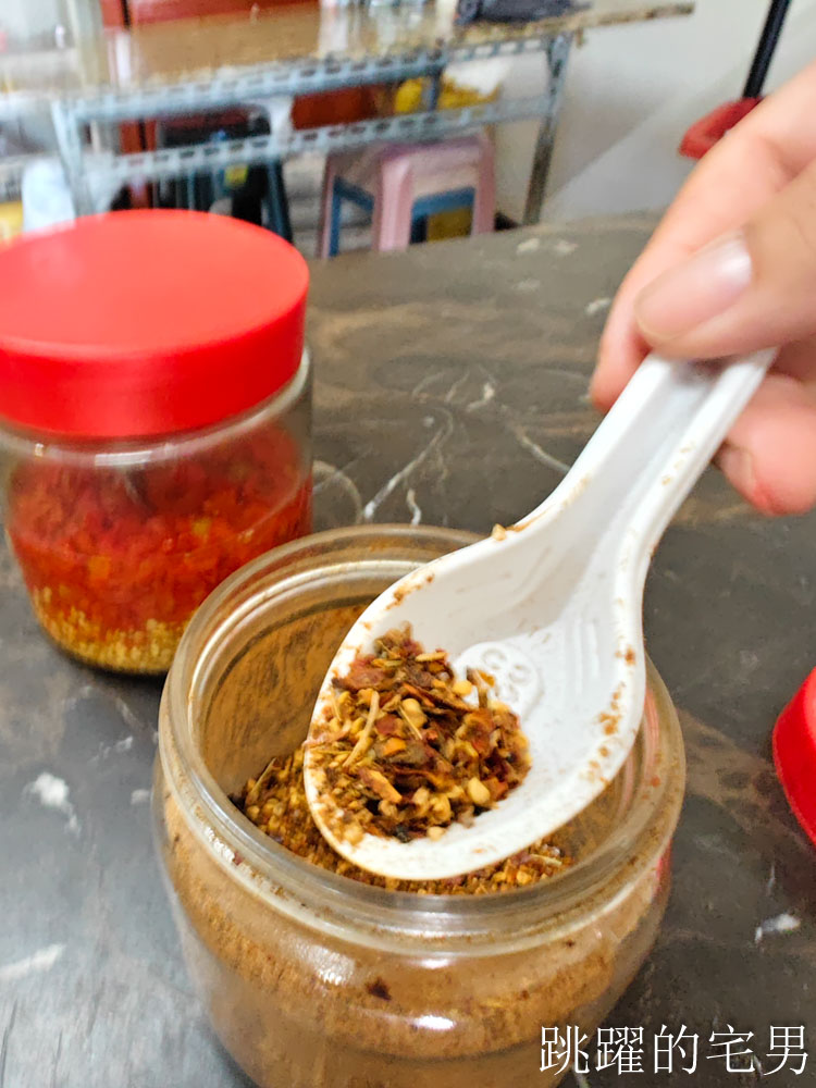 [花蓮美食]北興路泰國小吃-工業區旁泰國大姐牛肉湯真好喝，份量超足!