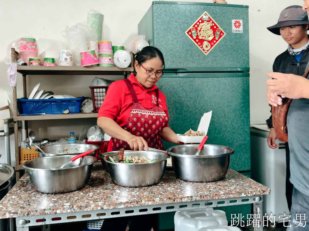 延伸閱讀：[花蓮美食]北興路泰國小吃-工業區旁泰國大姐牛肉湯真好喝，份量超足!