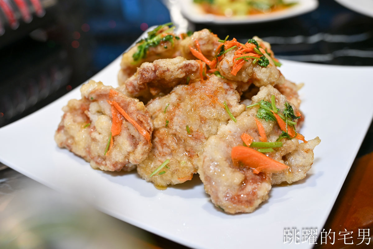 [新北三重美食]安慶小館鐵鍋燉私房菜- 新北市東北菜一位難求，等半年才吃到，現蒸花捲、撈拌海鮮、紅燒鵝肉馬鈴薯粉條好好吃