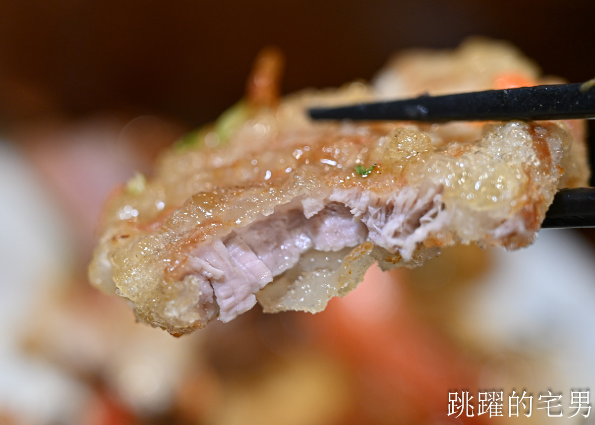 [新北三重美食]安慶小館鐵鍋燉私房菜- 新北市東北菜一位難求，等半年才吃到，現蒸花捲、撈拌海鮮、紅燒鵝肉馬鈴薯粉條好好吃