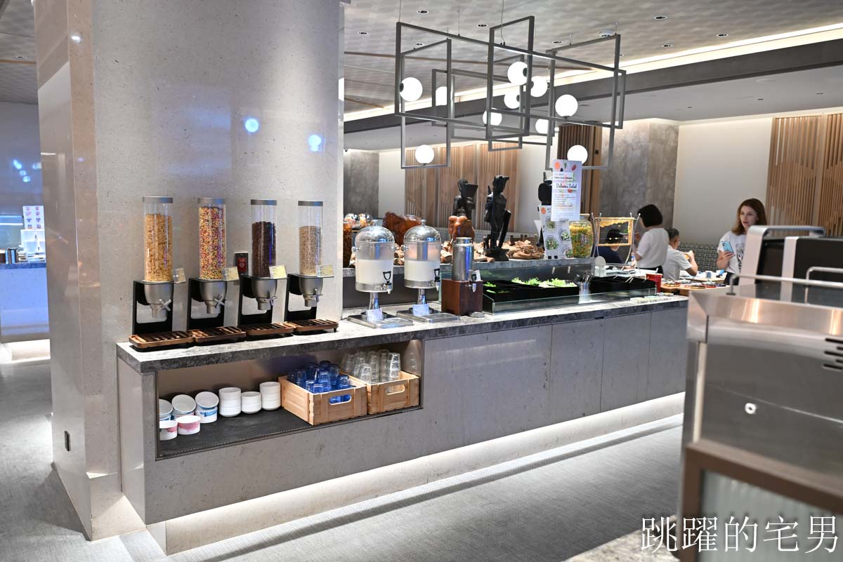 [日月潭飯店推薦]日月潭力麗溫德姆溫泉酒店-3天2夜帶媽媽住五星級店，質感太好啦!  房間標配溫泉池，行政酒廊、還有日月潭最大室內親子遊戲空間