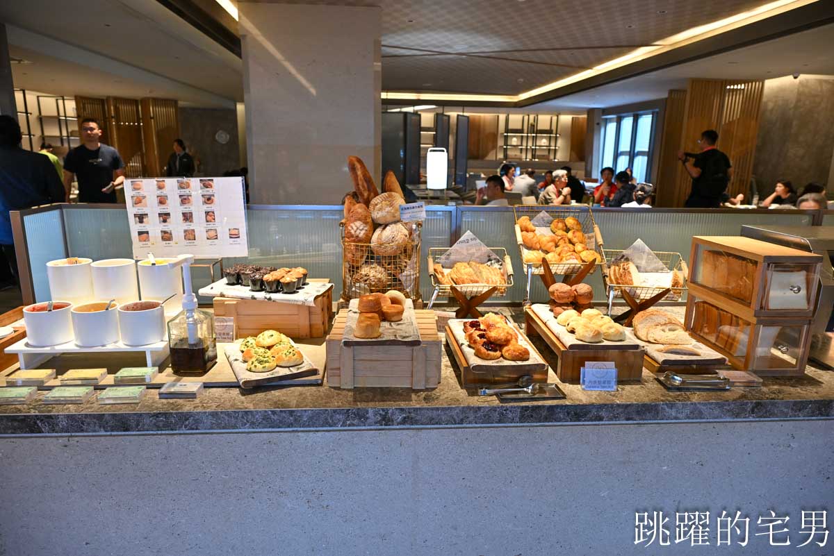 [日月潭飯店推薦]日月潭力麗溫德姆溫泉酒店-3天2夜帶媽媽住五星級店，質感太好啦!  房間標配溫泉池，行政酒廊、還有日月潭最大室內親子遊戲空間