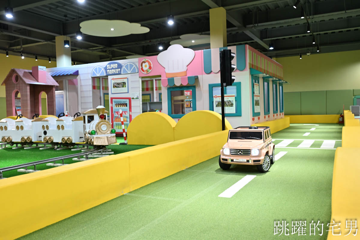 [日月潭飯店推薦]日月潭力麗溫德姆溫泉酒店-3天2夜帶媽媽住五星級店，質感太好啦!  房間標配溫泉池，行政酒廊、還有日月潭最大室內親子遊戲空間