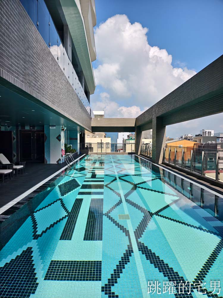 [日月潭飯店推薦]日月潭力麗溫德姆溫泉酒店-3天2夜帶媽媽住五星級店，質感太好啦!  房間標配溫泉池，行政酒廊、還有日月潭最大室內親子遊戲空間