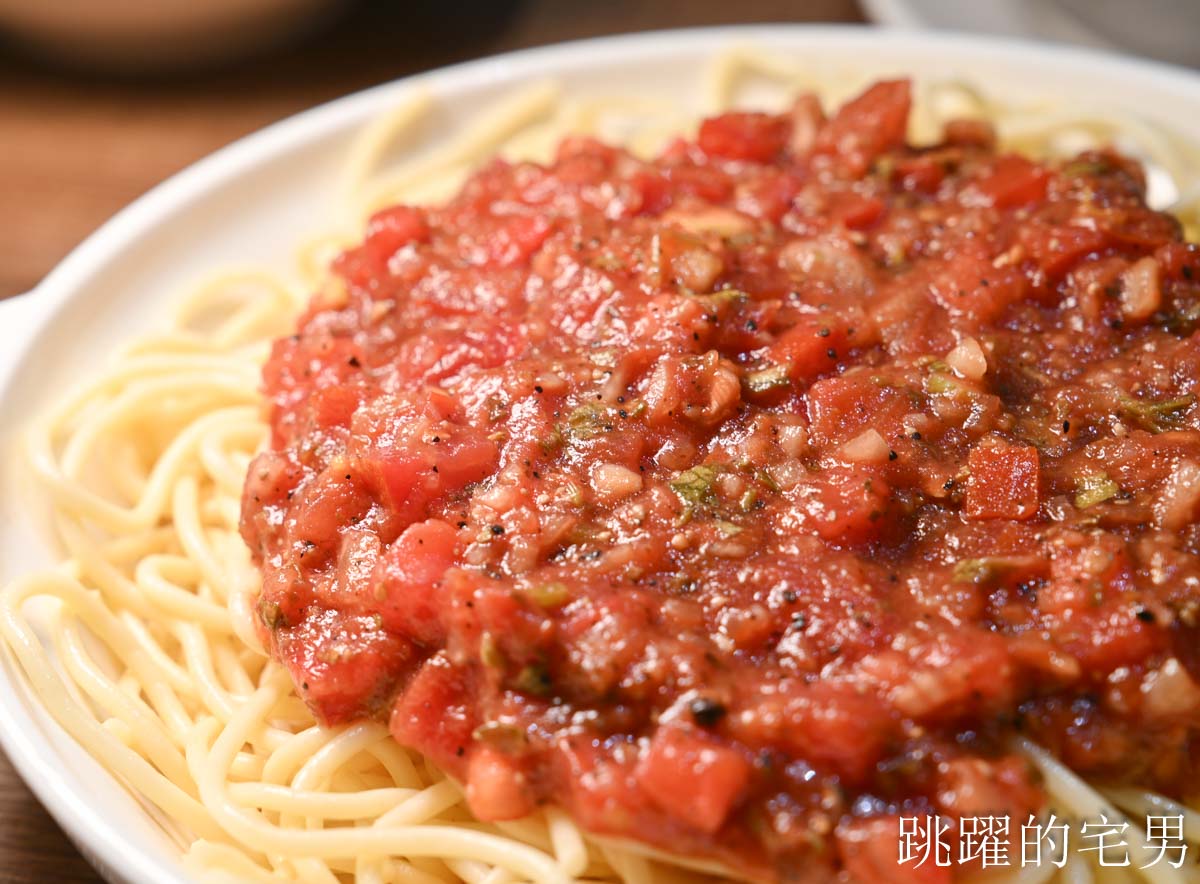 [花蓮美食]滿碗香辣椒肉羹清湯專賣店-這家花蓮好吃炒米粉口感濕潤份量多，超特別剝皮辣椒肉羹清湯滋味好濃郁，花蓮下午有營業餐廳