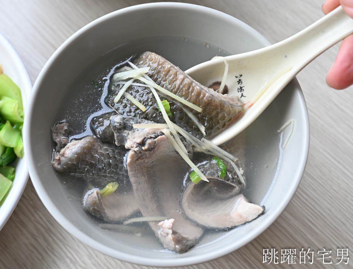 [花蓮美食]胖胖虱目魚-傳承超過30年花蓮老店，乾煎虱目魚也太香啦! 加30元就有4菜便當C/P值超高，加湯免費! 花蓮火車站美食，花蓮下午有營業餐廳