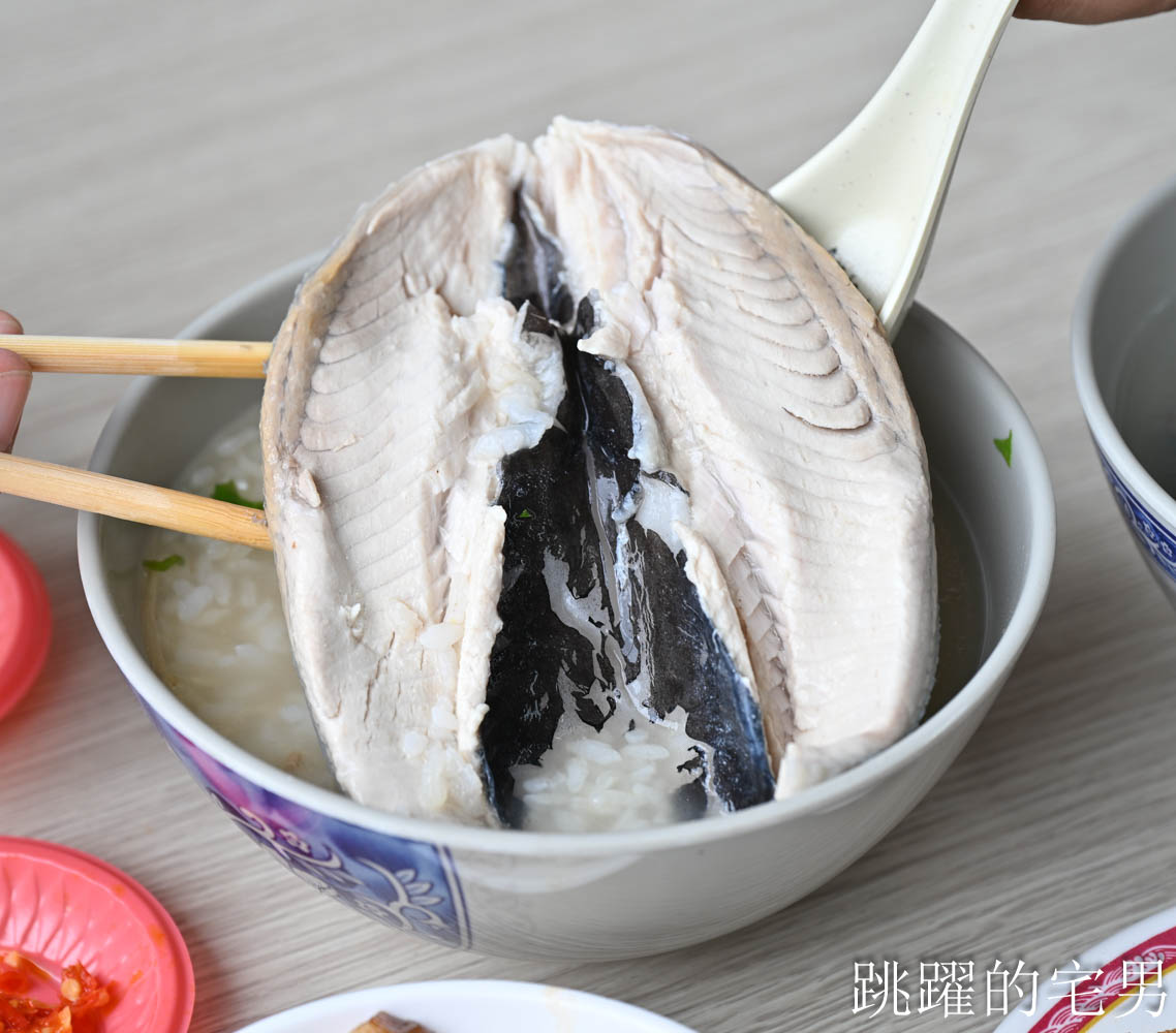 [花蓮美食]胖胖虱目魚-傳承超過30年花蓮老店，乾煎虱目魚也太香啦! 加30元就有4菜便當C/P值超高，加湯免費! 花蓮火車站美食，花蓮下午有營業餐廳