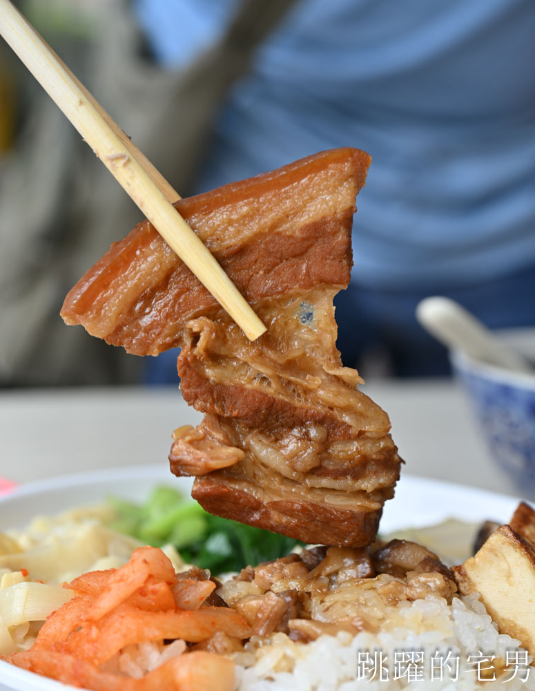 [花蓮美食]胖胖虱目魚-傳承超過30年花蓮老店，乾煎虱目魚也太香啦! 加30元就有4菜便當C/P值超高，加湯免費! 花蓮火車站美食，花蓮下午有營業餐廳