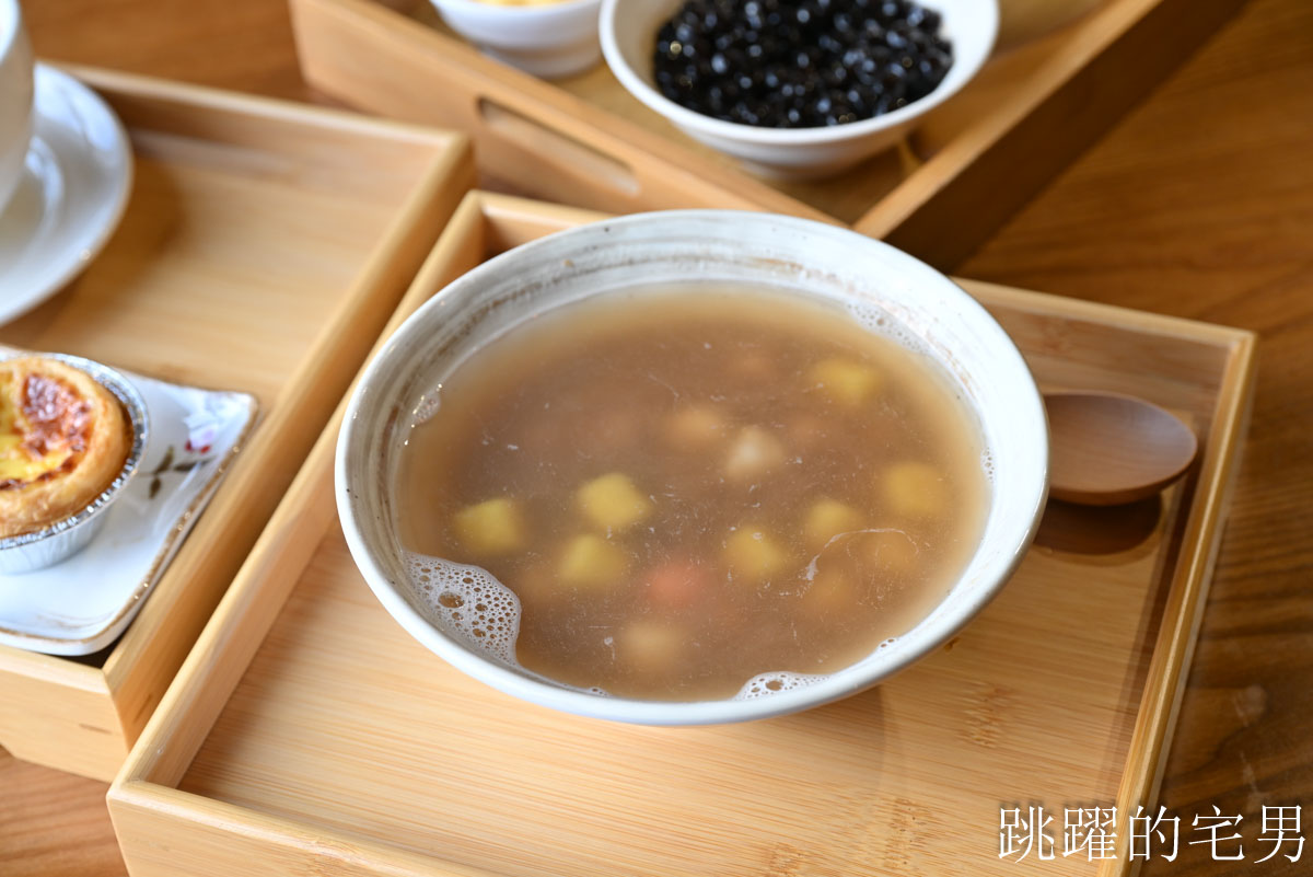 [花蓮冰店]一心泡泡冰-30年花蓮冰店搬家維持傳統刨冰，高質感空間根本是約會咖啡廳，東大門附近美食