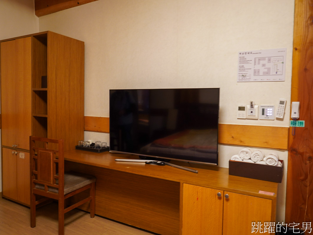 [韓國旅遊]慶州瞻星臺첨성대-韓國秋天不只有楓葉，絕美粉黛亂子草粉紅風暴，住宿慶州韓屋皇南館，月晴橋美食素食推薦校村家三百家