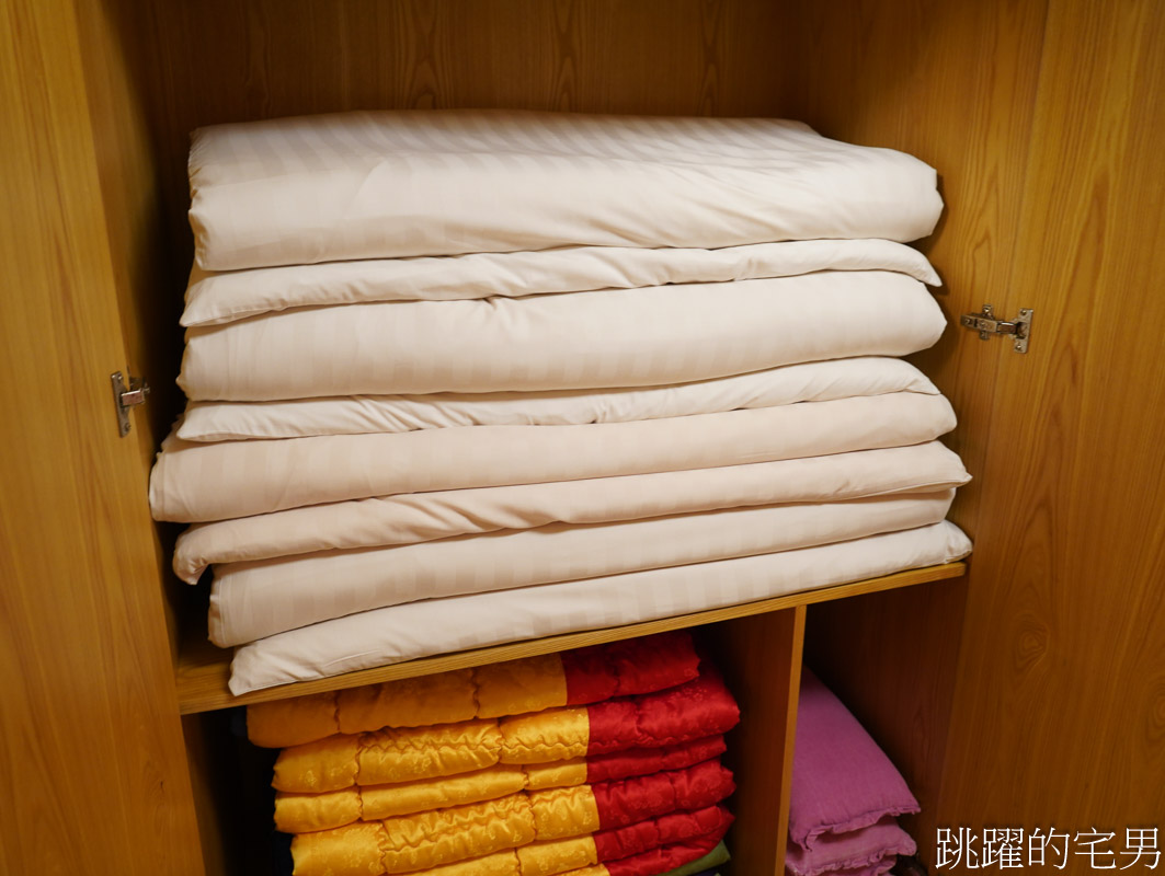 [韓國旅遊]慶州瞻星臺첨성대-韓國秋天不只有楓葉，絕美粉黛亂子草粉紅風暴，住宿慶州韓屋皇南館，月晴橋美食素食推薦校村家三百家