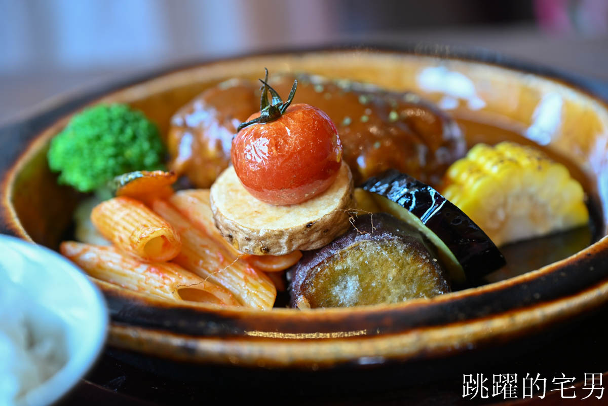 [鳥取美食] Parlor Kabuyu-鳥取自駕旅途中溫泉老宅咖啡廳，パーラー株湯布丁超級好吃，午餐主菜給你三份肉還附甜點 ，吃完直接想再訪鳥取咖啡廳！