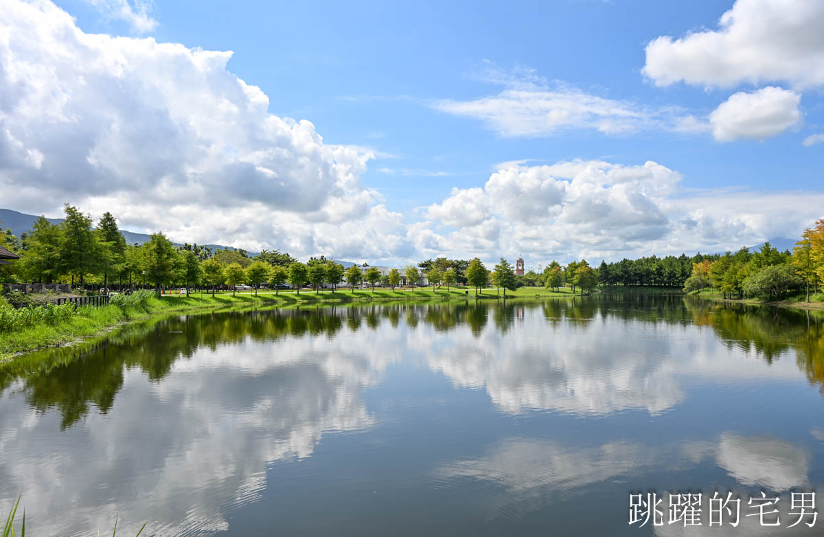 [花蓮壽豐景點懶人包]夢幻星巴克「星巴克花蓮理想門市」理想PAARK水岸生活坐擁絕美湖景環繞著落羽松，進駐9家在地美味，文青選物神農生活 這裡根本在歐洲，搭船遊遍落羽松湖畔