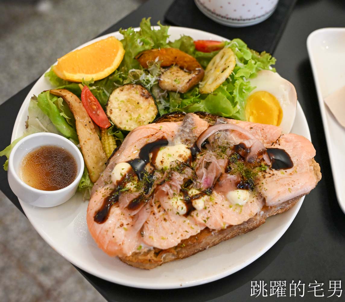 [花蓮早午餐] 棲根-香料藍鑽蝦口感好，好吃焦糖鮭魚酸種三明治，營業至17:30