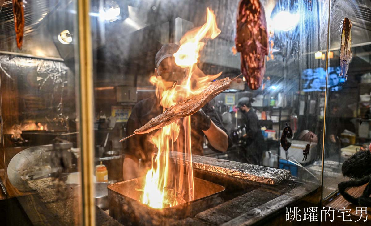 [新竹日式料理] ABV日式居酒屋新竹店-驚艷火焰日式料理，超愛大阪燒、熱炒，百款酒類營業凌晨2點，新竹餐酒館推薦