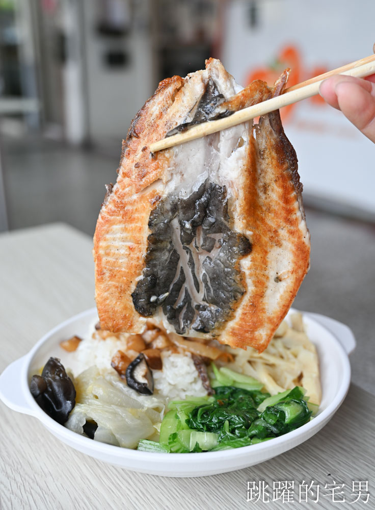 [花蓮美食]胖胖虱目魚-傳承超過30年花蓮老店，乾煎虱目魚也太香啦! 加30元就有4菜便當C/P值超高，加湯免費! 花蓮火車站美食，花蓮下午有營業餐廳