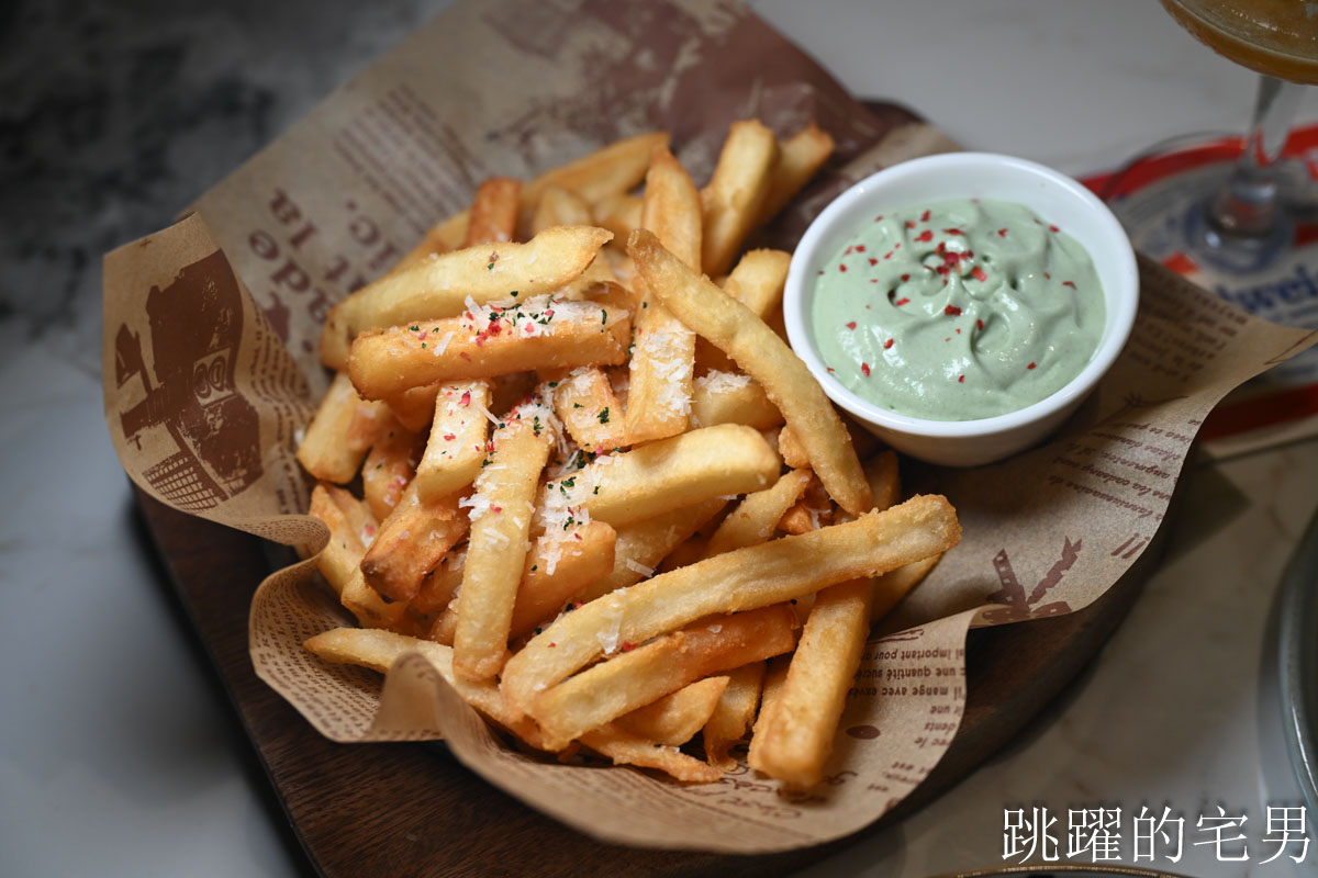 [信義區餐酒館]Oscar Lounge搬家-佔地百坪台北101旁酒吧，信義區Live House現場氣氛超好