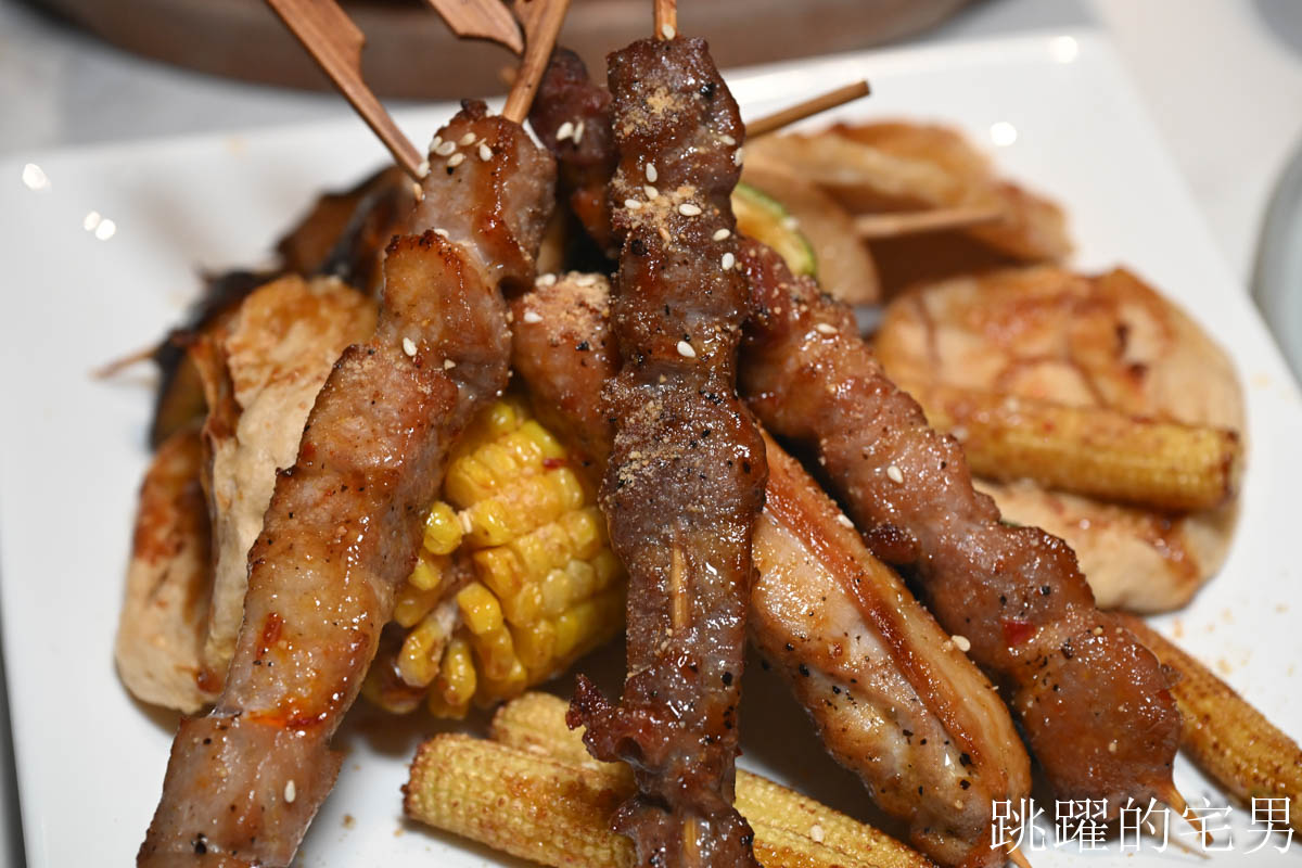 [信義區餐酒館]Oscar Lounge搬家-佔地百坪台北101旁酒吧，信義區Live House現場氣氛超好