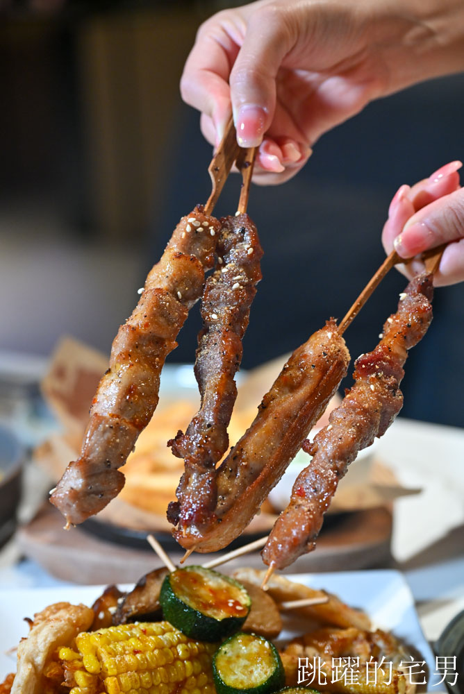 [信義區餐酒館]Oscar Lounge搬家-佔地百坪台北101旁酒吧，信義區Live House現場氣氛超好