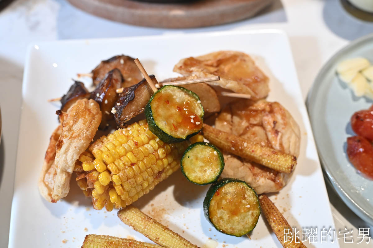 [信義區餐酒館]Oscar Lounge搬家-佔地百坪台北101旁酒吧，信義區Live House現場氣氛超好