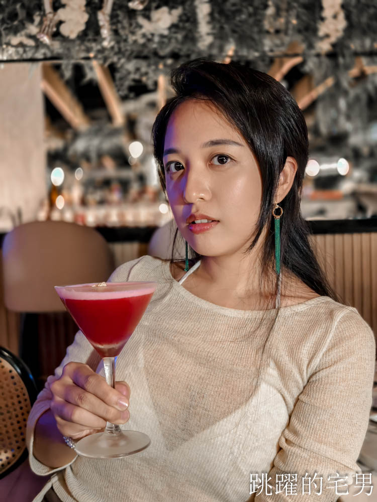 [信義區餐酒館]Oscar Lounge搬家-佔地百坪台北101旁酒吧，信義區Live House現場氣氛超好