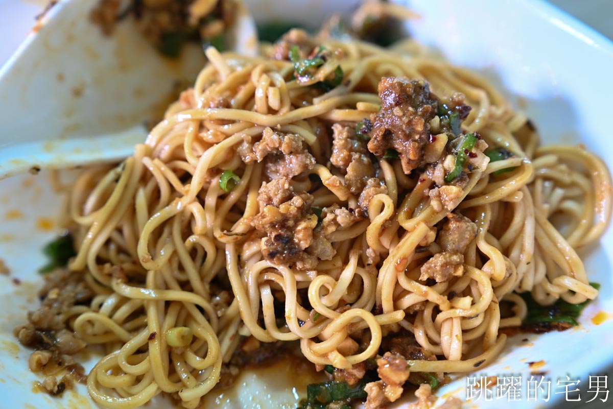 [捷運士林站美食]川舖子28號-台北川菜小館超好吃粉蒸排骨，完全打到我的味蕾，巧遇型男主廚-陳鴻