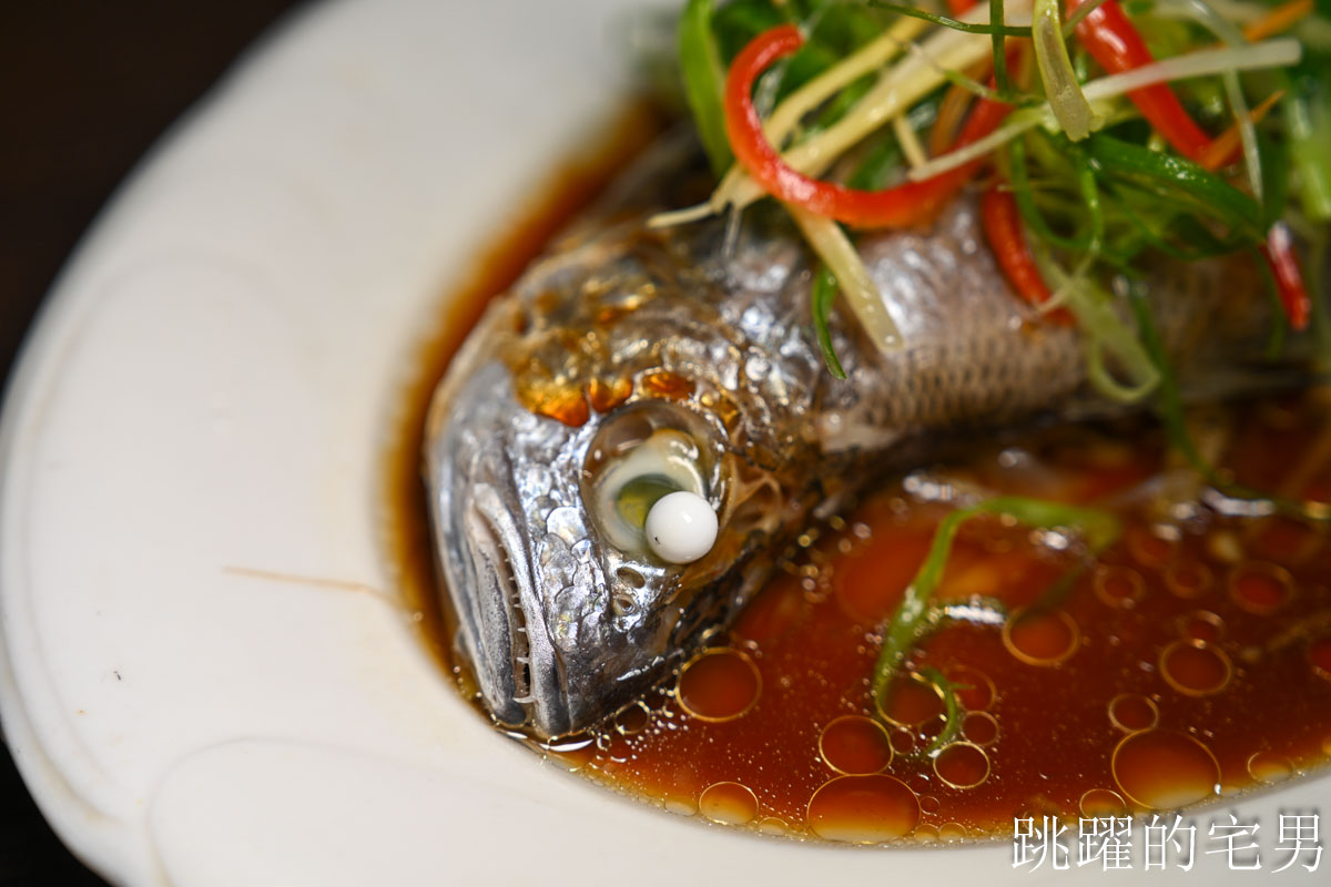 [花蓮美食]二訪外婆家餐館(預約制)- 花蓮無菜單料理高C/P值份量足，椒鹽炸豬腳超Q彈，佛心開瓶費旁邊有大停車場超方便，花蓮聚餐餐廳推薦
